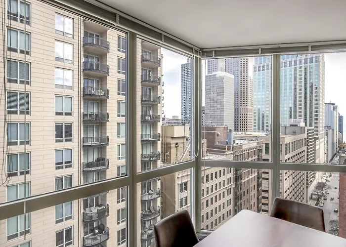 Апартаменты Gold Coast 1br W Gym Lounge 1 Block To L Chi-799
